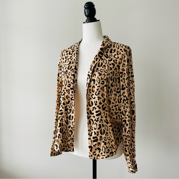 Leopard Casual Button Down - Picture 2 of 14